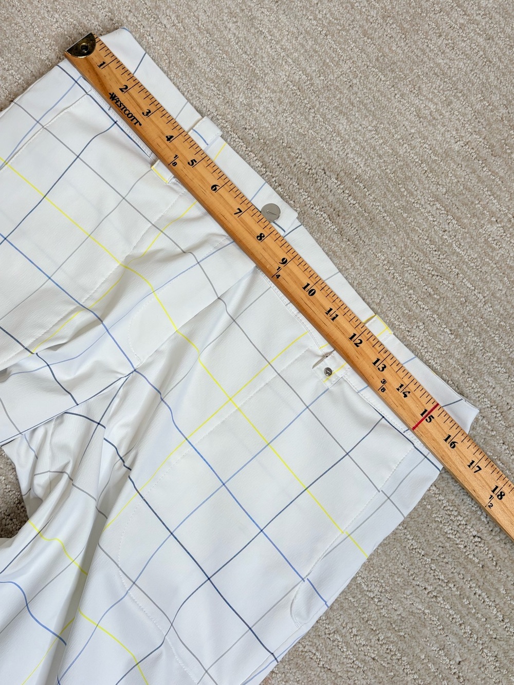 Nike Golf Womens Dri-FIt Plaid Windowpane Bermuda Shorts Size M 8 White Stretch - Picture 6 of 12